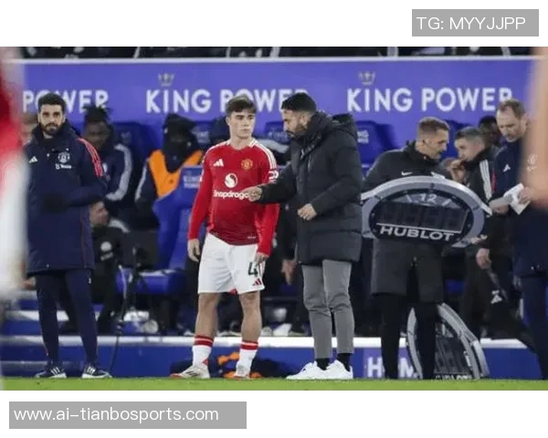 英媒称阿玛斯外租谢周三表现出色曼联考虑更多类似外租策略 英媒称阿玛斯外租谢周三表现出色曼联考虑更多类似外租策略